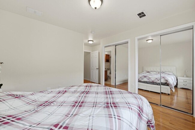 Building Photo - 499 Ocean Ave