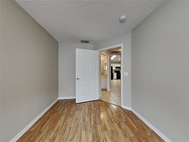 Building Photo - 7640 Prospect Hill Cir
