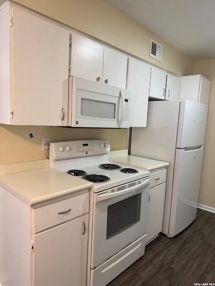 Building Photo - 10815 Baltic Dr