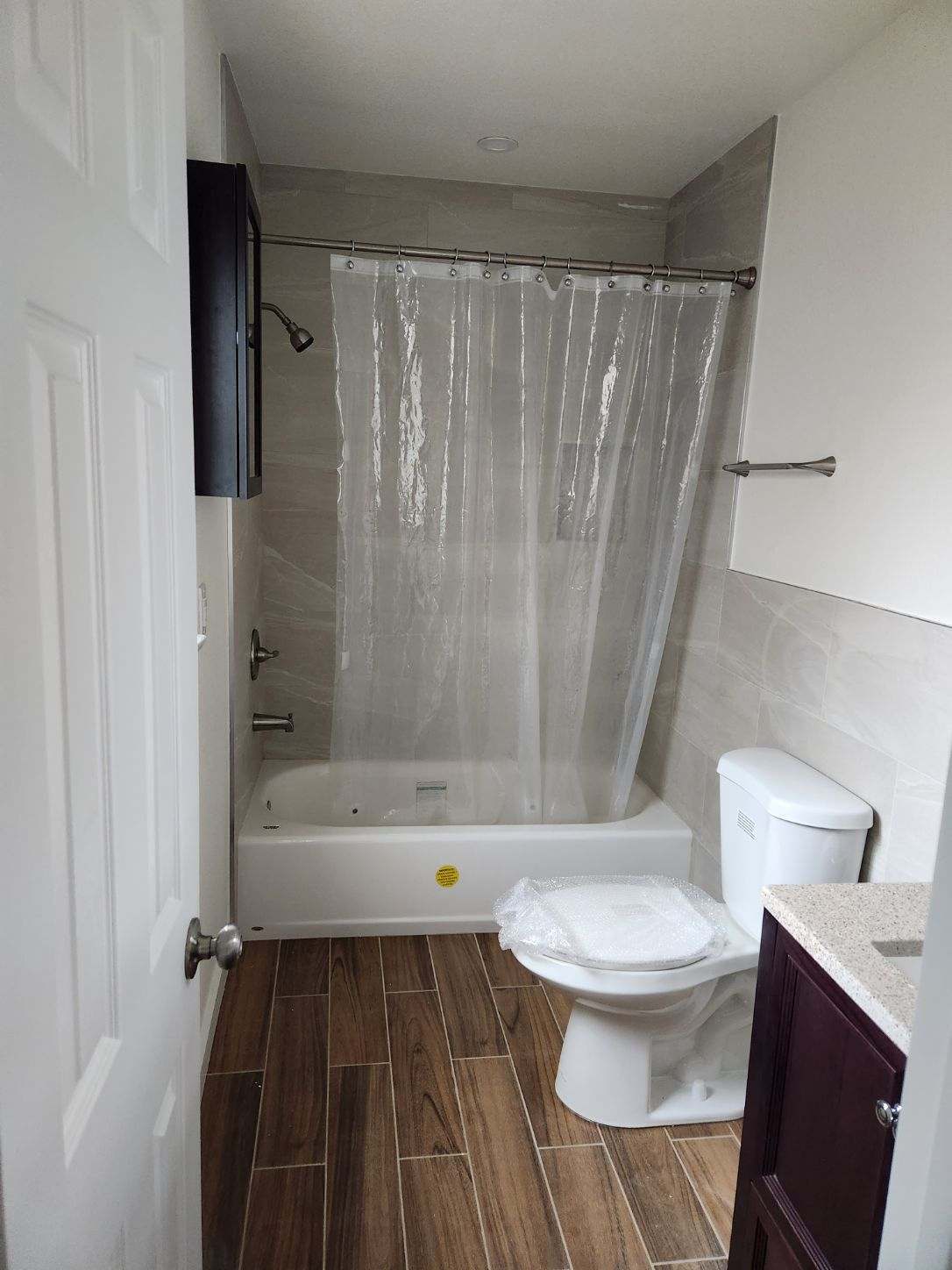 Building Photo - 914 N Olive St