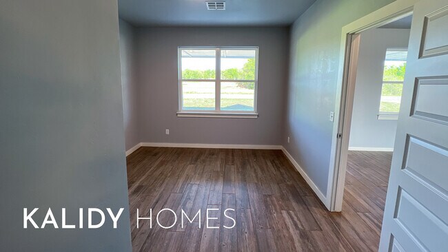 Building Photo - 102 Olde Ml Rd