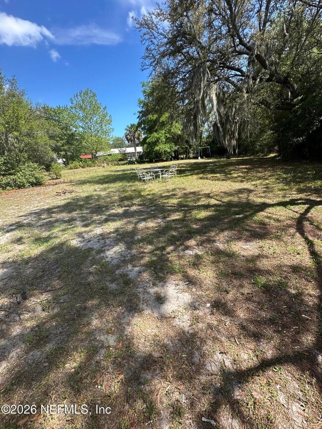 Building Photo - 342 Linden Ln
