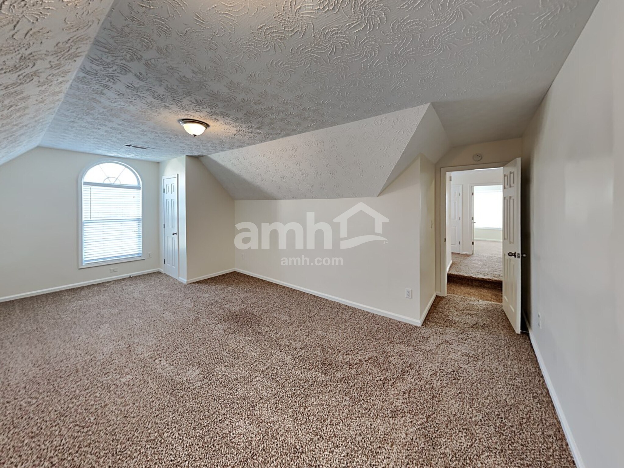 Building Photo - 2809 Waterstone Ct