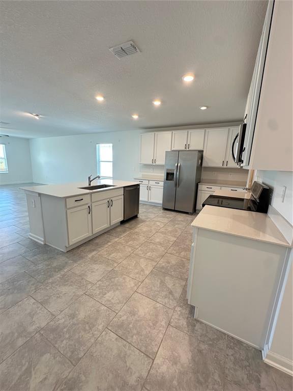 Building Photo - 5017 Worchester Dr