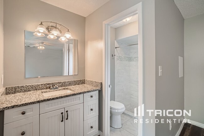 Building Photo - 1207 Adeleide Ct