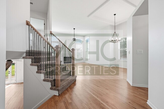 Building Photo - 15239 Goodman St