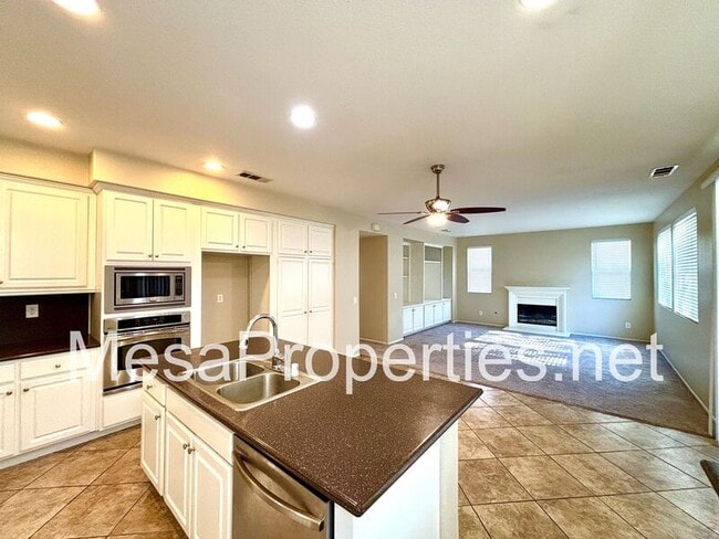 Building Photo - 14936 Brucite Rd