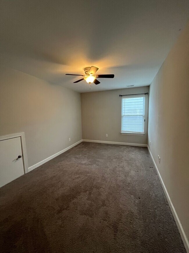 Building Photo - 5109 Killogren Way