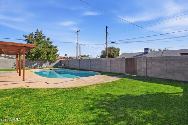 Building Photo - 2503 S Jentilly Ln