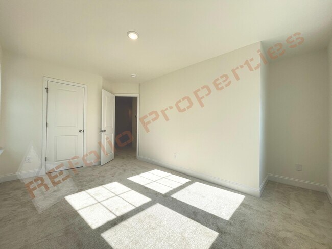 Building Photo - 6429 Granite Quarry Dr