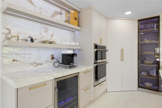 Building Photo - 1117 Adams St