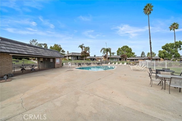 Building Photo - 22400 Canyon Club Dr