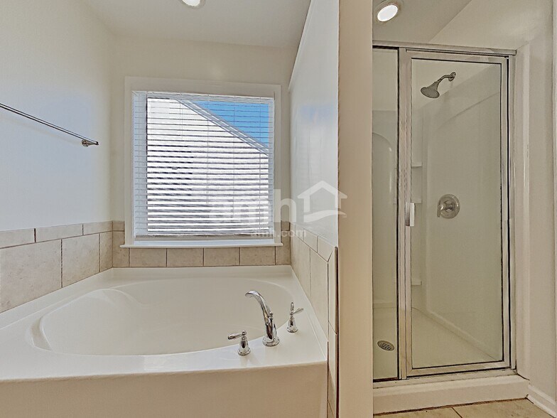 Building Photo - 316 Ridgewood Trail