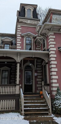 Building Photo - 334 Campbell St