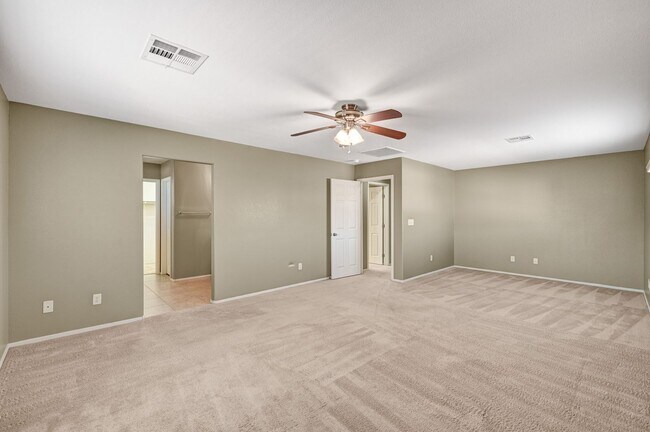 Building Photo - 4 Bedroom Near Spring Valley— Your Next Chapter Starts Here!