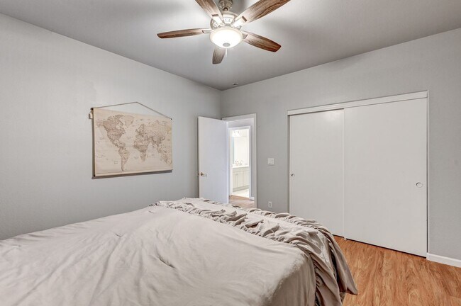Building Photo - Stunning Fully Remodeled 5-Bedroom Home with Private Pool, FREE SOLAR INCLUDED, Huge Loft, Solar ...