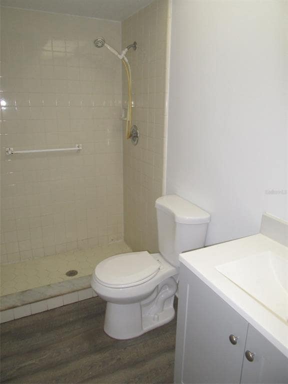 Building Photo - 1074 Birchcrest Blvd