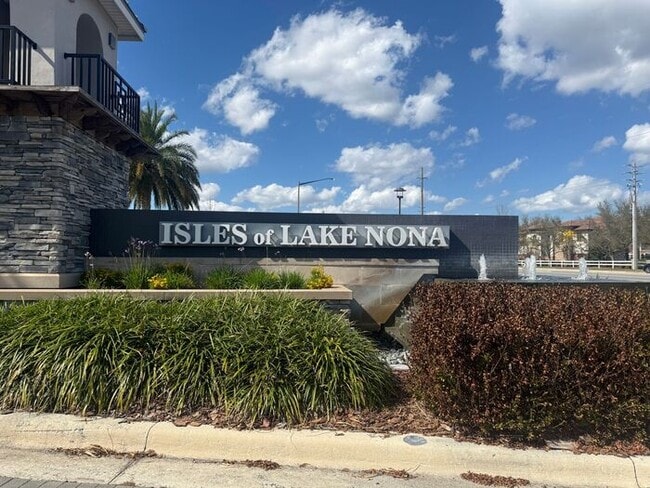 Building Photo - ISLES OF LAKE NONA POOL HOME!!