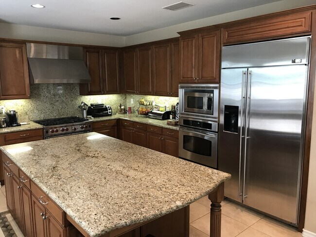 Building Photo - COMING SOON! Westridge 4 Bedroom Home for Rent.
