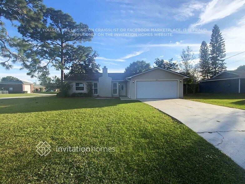 Primary Photo - 1821 W Clinton Dr