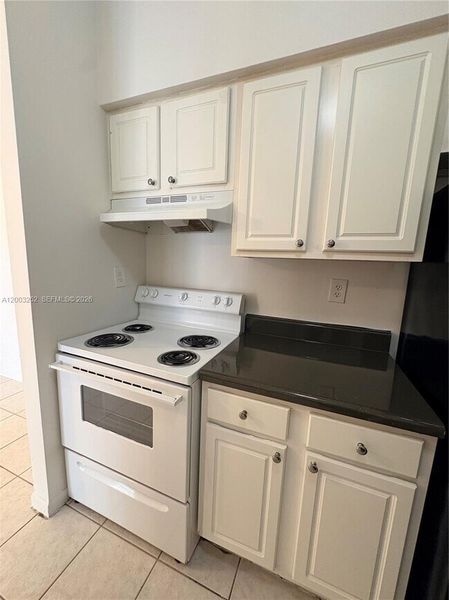 Building Photo - 1701 NW 96th Terrace