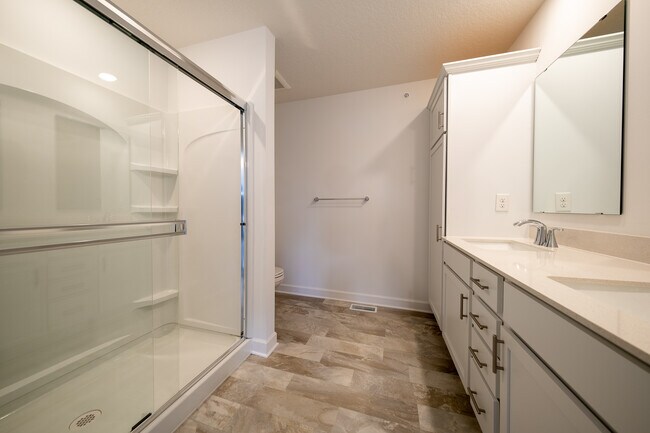 Building Photo - 20053 62nd Pl