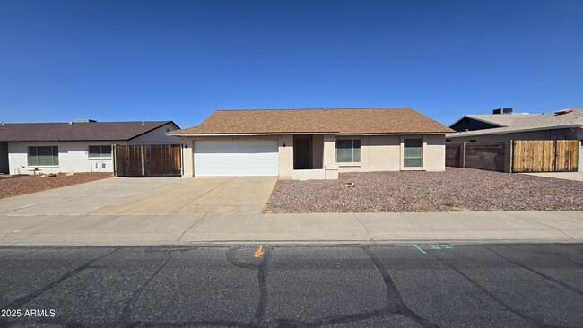 Primary Photo - 15608 N 58th Ave