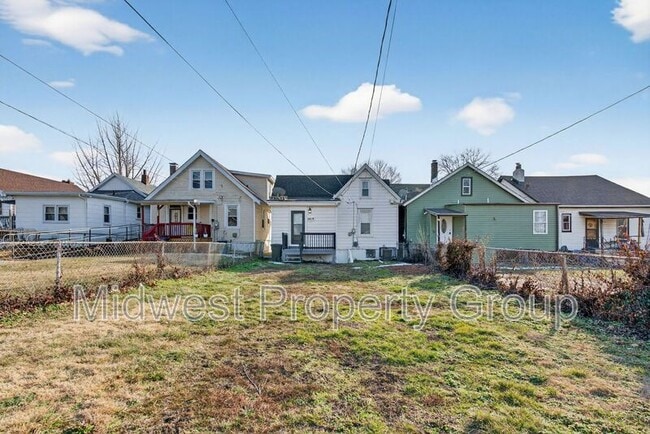 Building Photo - 6619 Etzel Ave