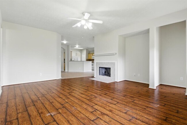 Building Photo - 4827 Claymill Ct