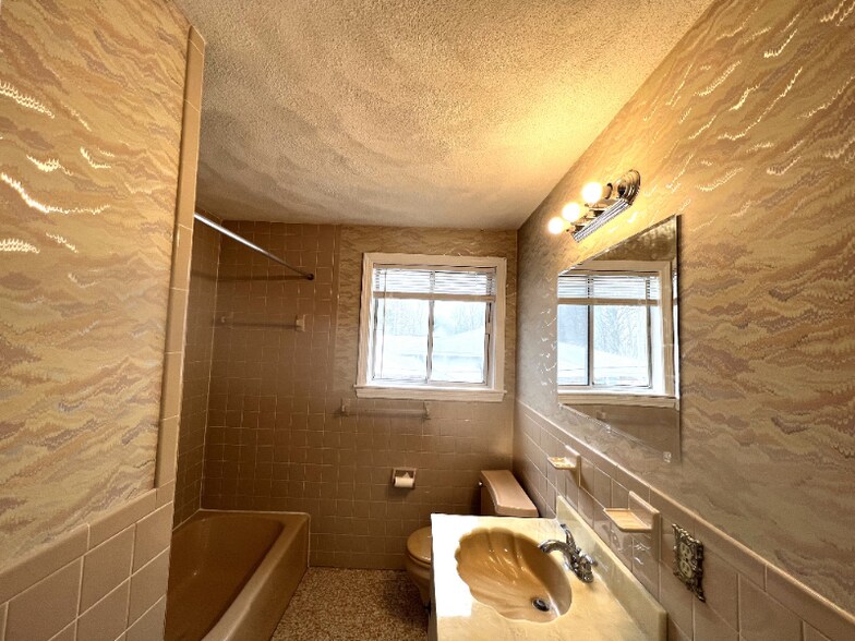 Building Photo - 45 Merrimac St