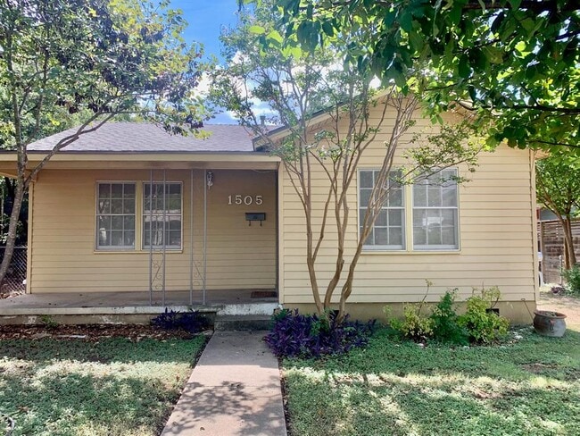 Building Photo - 1505 Ruth Ave