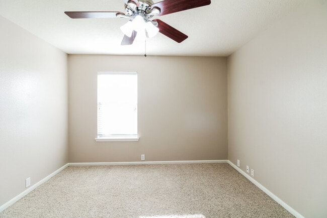 Building Photo - 18311 Valiant Brook Ct