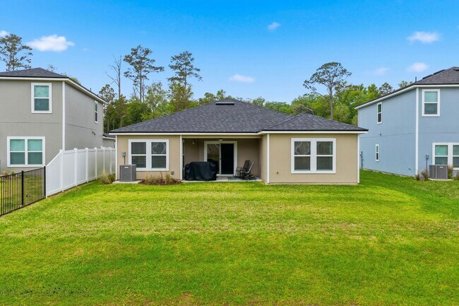 Building Photo - 5043 Big Pine Dr