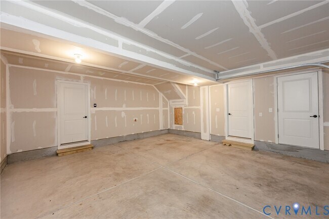 Building Photo - 6404 Bilberry Aly