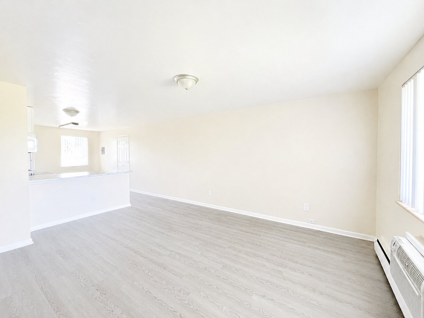 Building Photo - 375 S Depew St