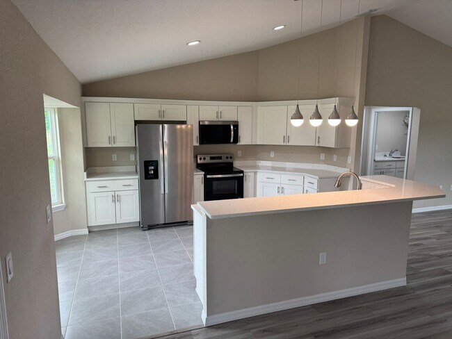 Building Photo - Stunning Brand-New 3BR/2BA Block Home – Re...