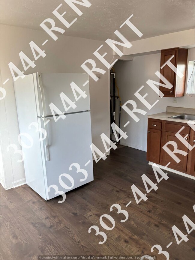 Building Photo - 10625