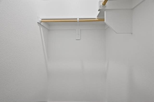 Building Photo - 116 Wood St