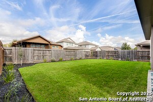 Building Photo - 7919 Deepwell Dr