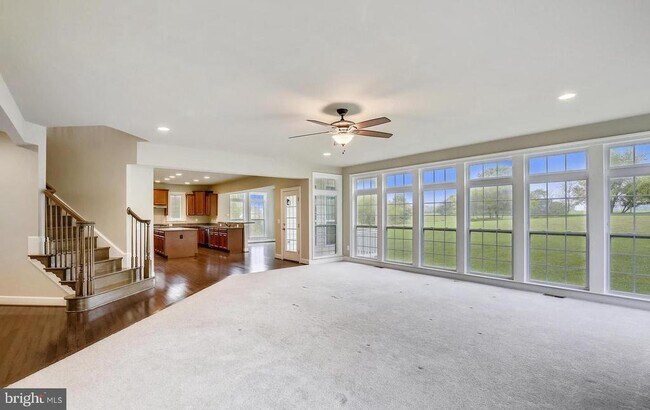 Building Photo - 14673 Falconaire Pl