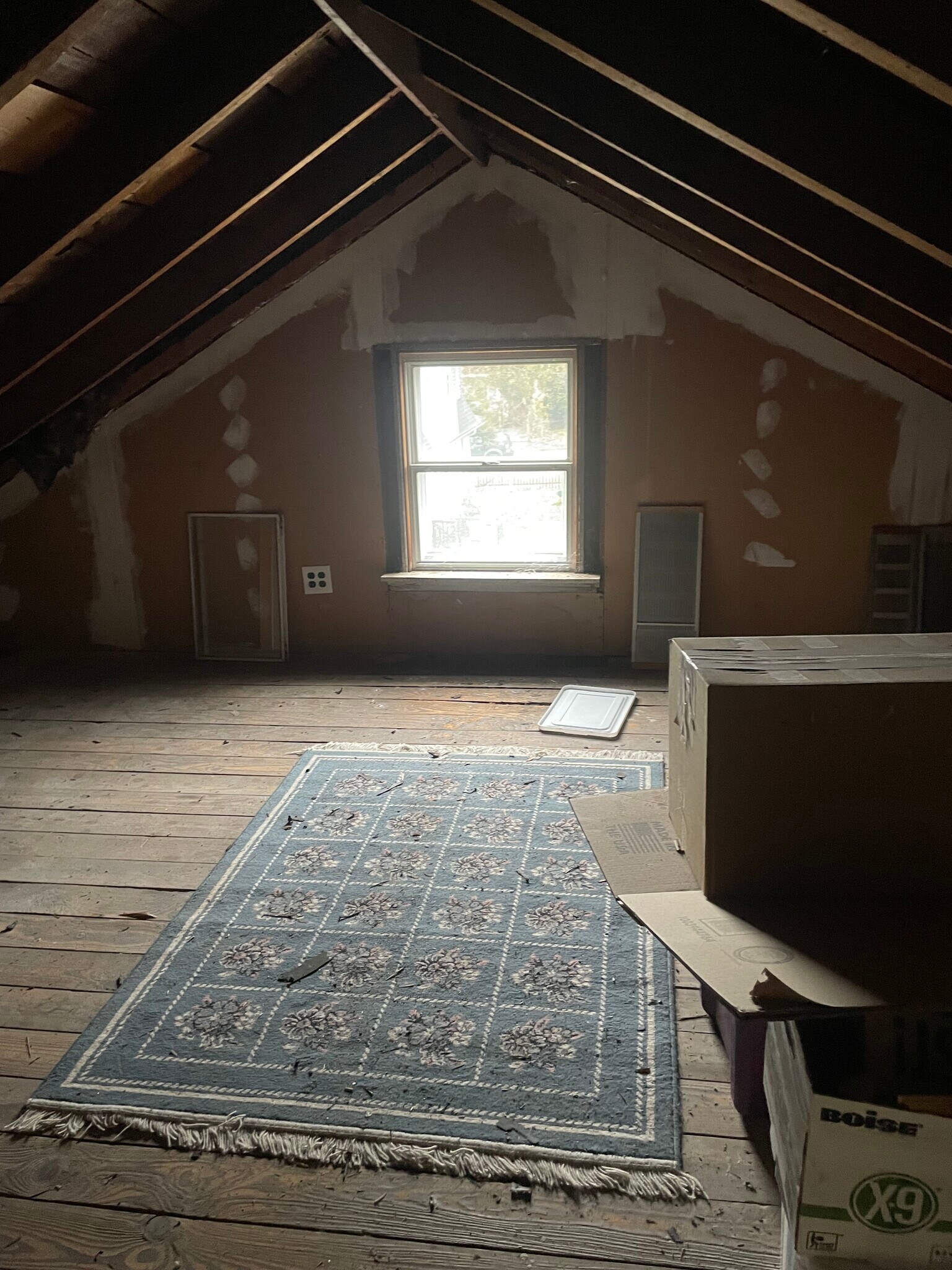 Building Photo - 108 Hasbrook Ave