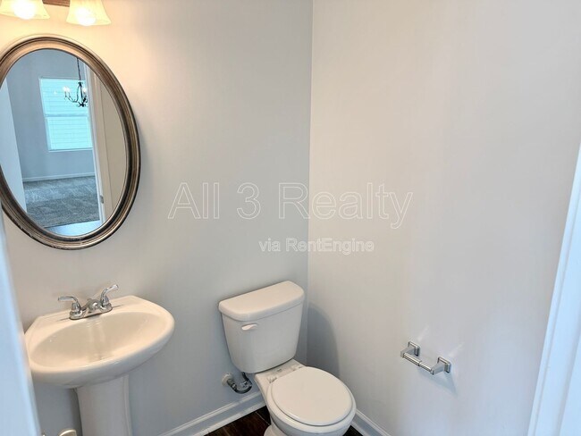 Building Photo - 6107 Heisler St