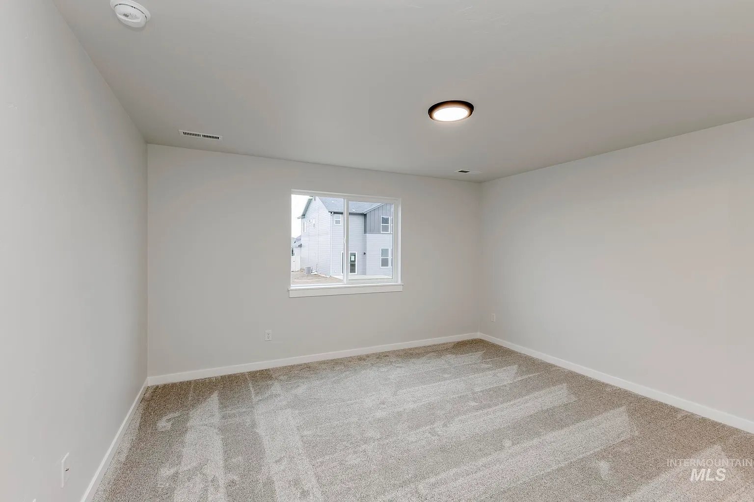 Building Photo - 4335 E Woodmurra St