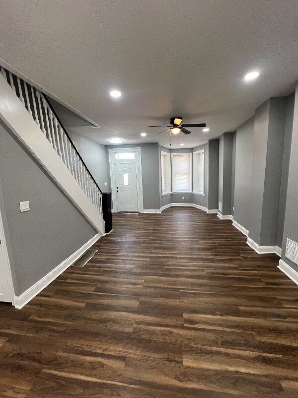 Building Photo - 547 High St