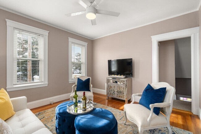 Building Photo - 97 Bow St