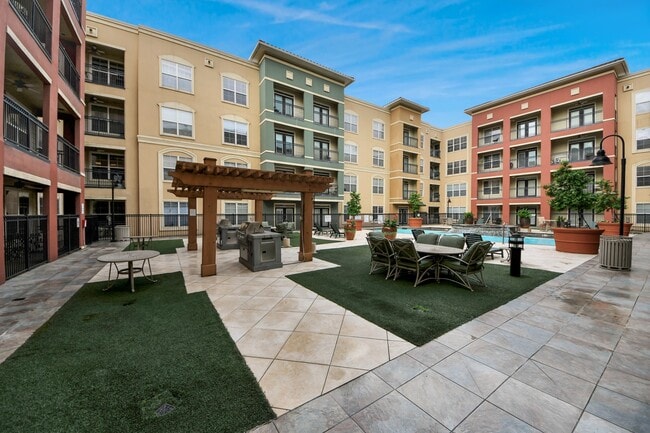 Building Photo - 1711 Old Spanish Trl