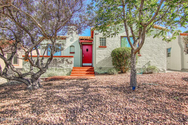 Primary Photo - 801 McKelligon Dr