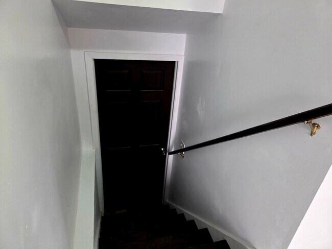 Building Photo - 1968 E 5850 S