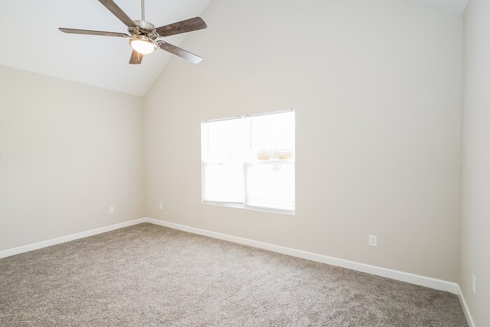 Building Photo - 506 Highland Ct