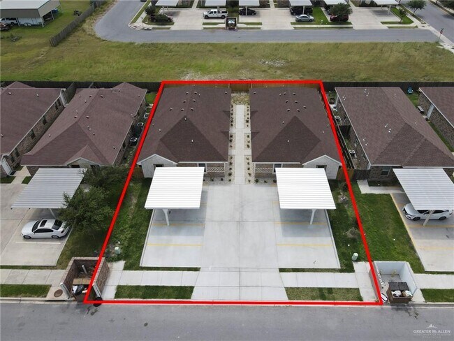 Building Photo - 3307 Aurora Ln